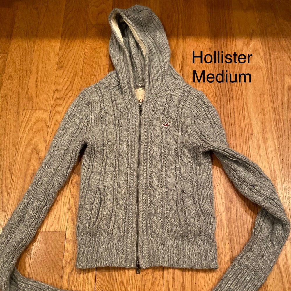 Hollister zip up